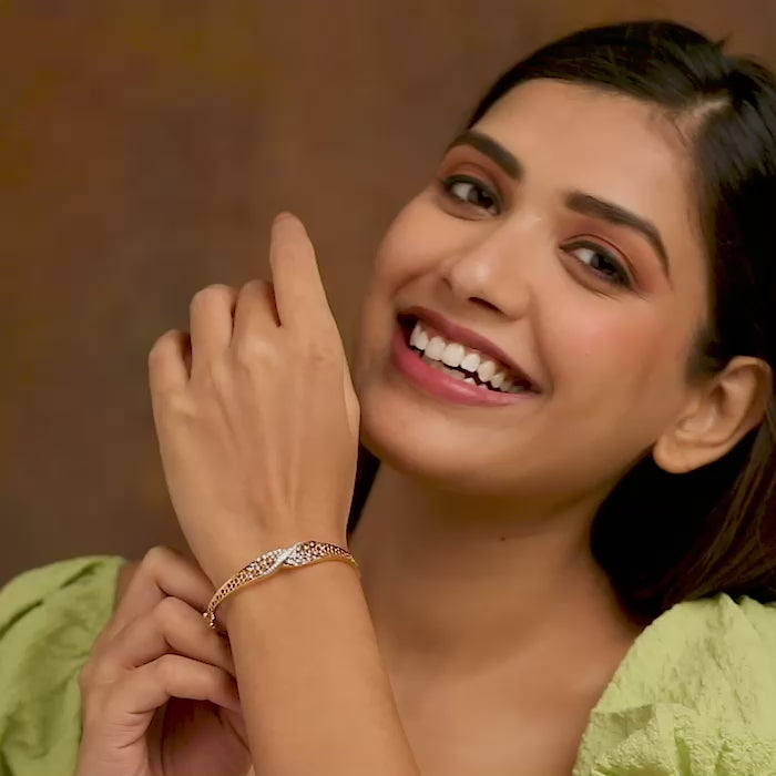 Atara Twist Sparked Diamond Bracelet