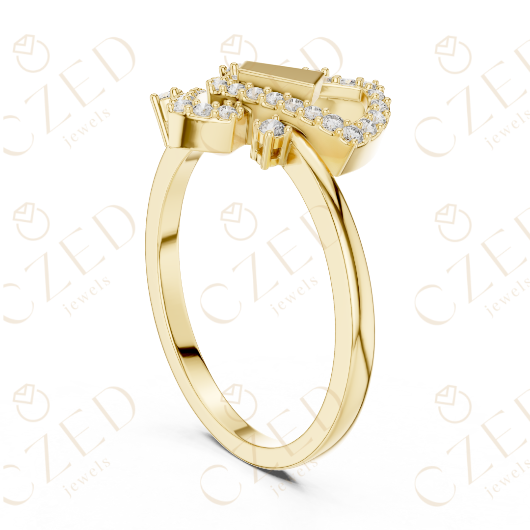 Round Cut Diamond Interlocking Geometric Square Halo Ring