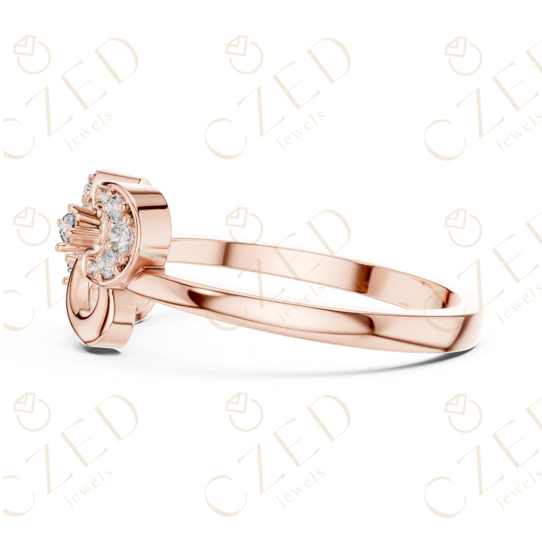 Round Cut Diamond Interlocking Halo Twist Ring