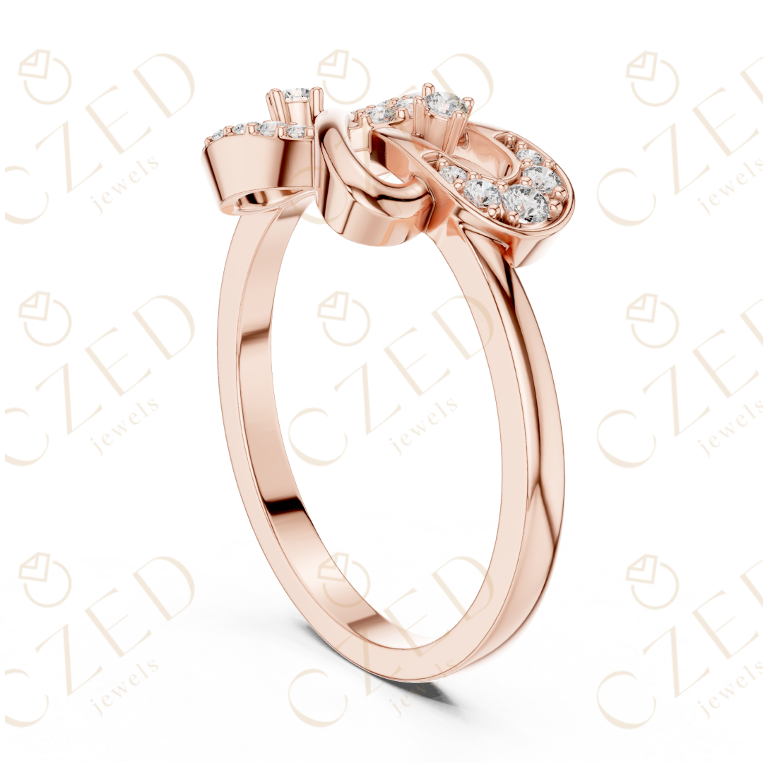 Round Cut Diamond Interlocking Halo Twist Ring