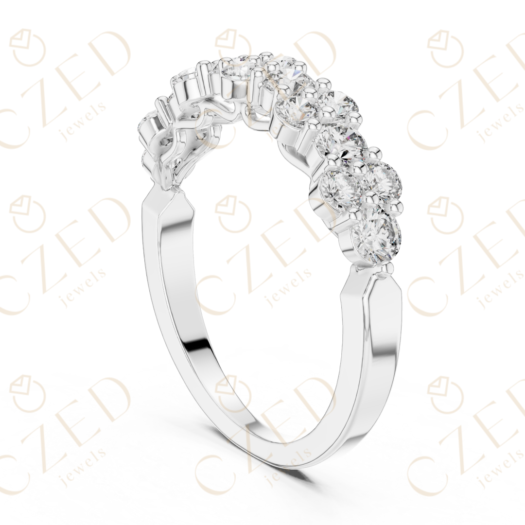 Round Brilliant Diamond Band Ring with Graduated Collet Setting