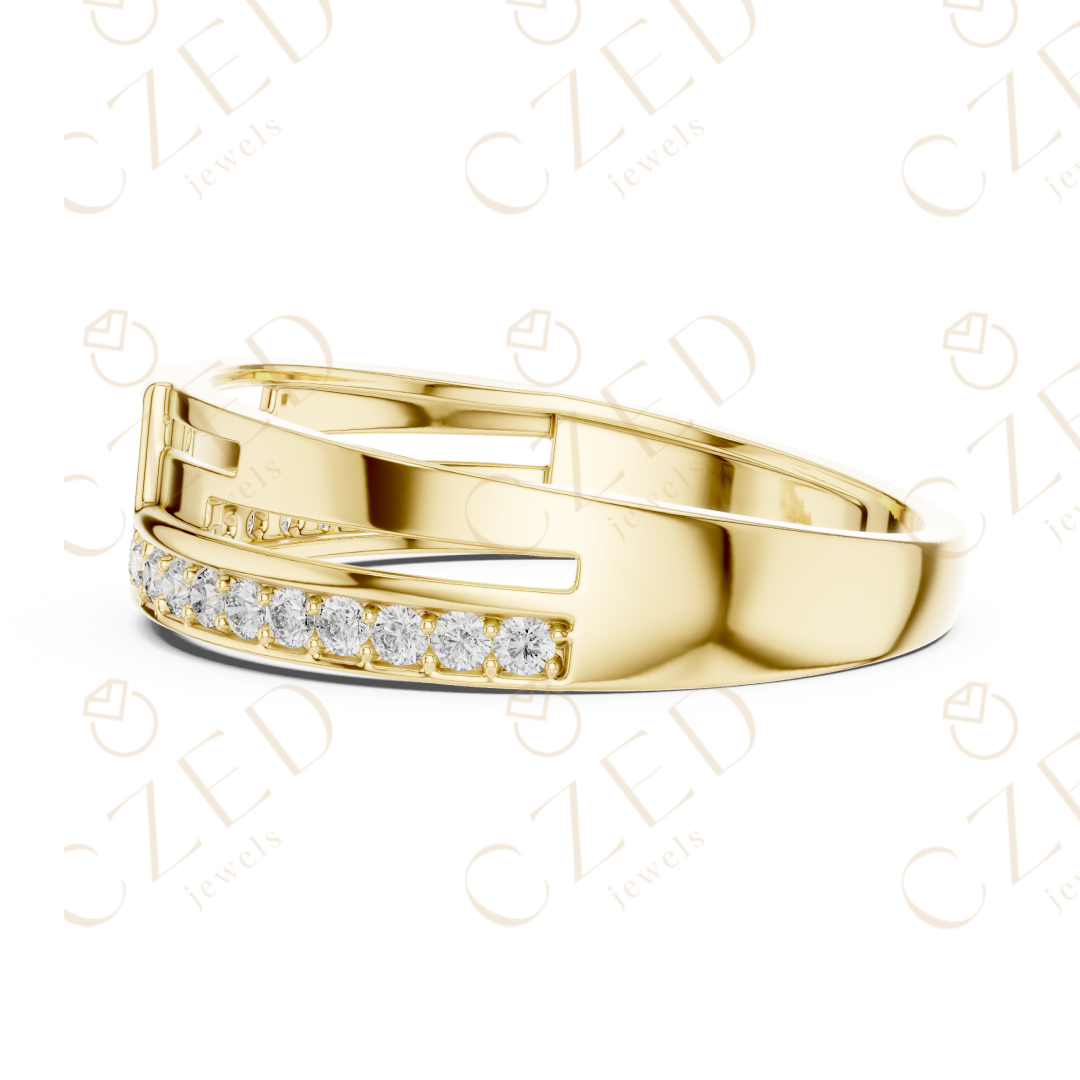 Round Cut Diamond Pavé Panel Men’s Band with Openwork Structure