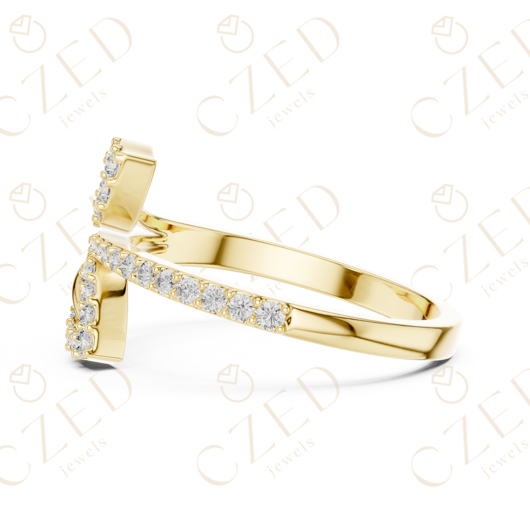 Round Cut Diamond Interlocking Infinity Twist Fashion Ring