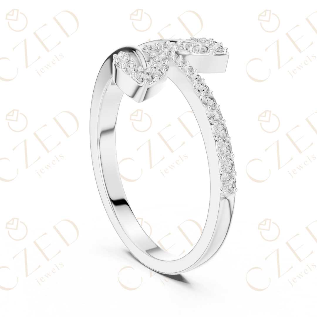 Round Cut Diamond Interlocking Infinity Twist Fashion Ring