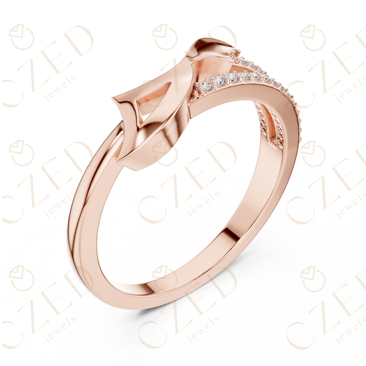 Round Cut Diamond Twisted Pavé Band Ring with Sculpted Crossover Design