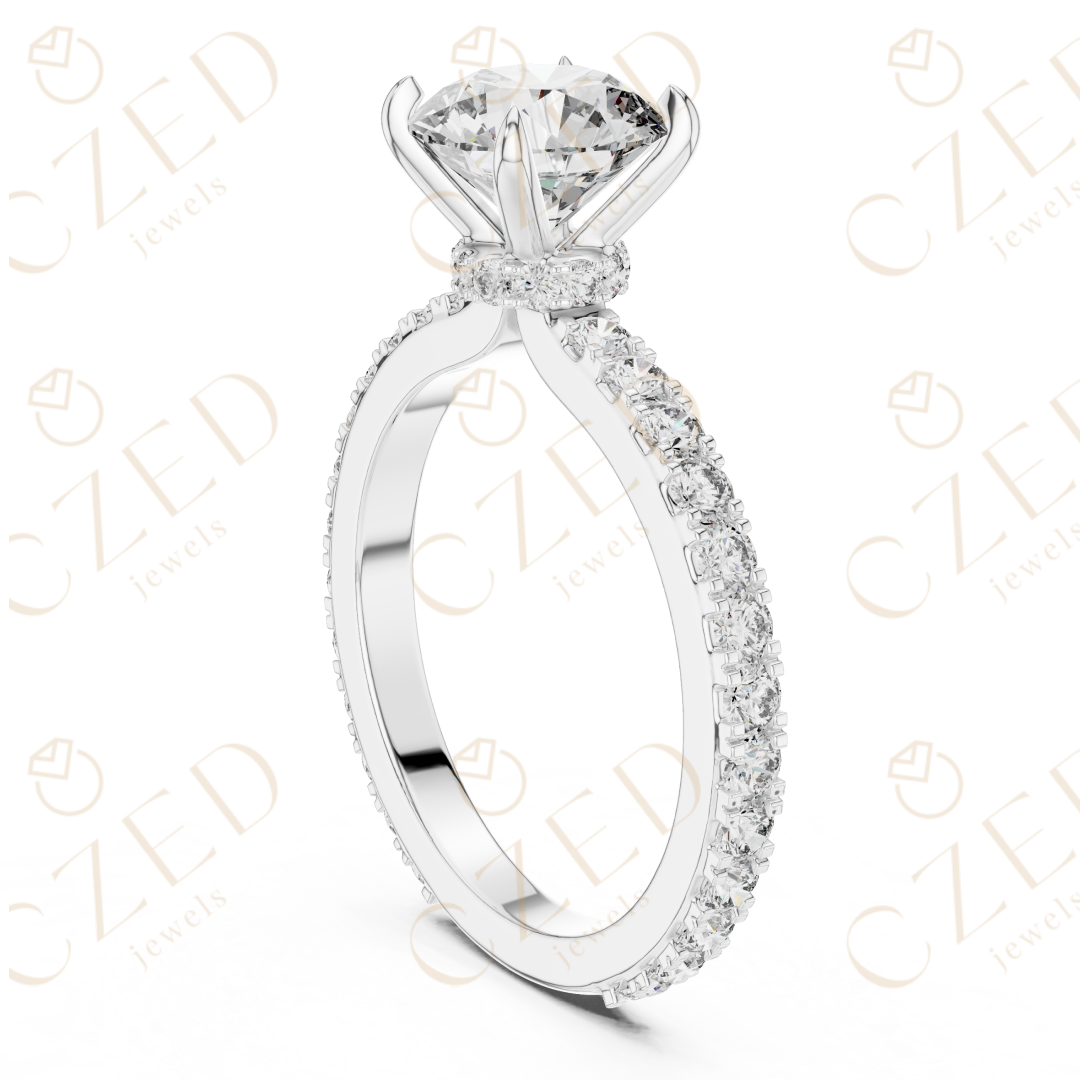 Round Cut Diamond Solitaire Ring with Pavé Side Stones